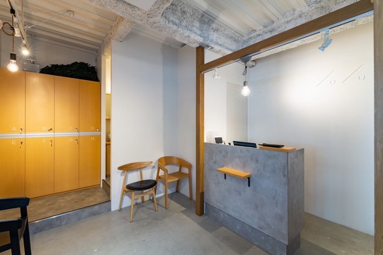 【勾当台公園】≪社会保険完備・完全マンツーマンサロン・フレックスタイム制・ヘルプなし・月8,9日休み・土日休みOK・週1日～勤務OK≫自分に合った働き方ができて、プライベートと仕事を両立することができますよ！一人ひとりのお客様に馴染ませるナチュラルなスタイルが得意なサロン「lelu（レル）」からスタイリスト（美容師）の求人☆★