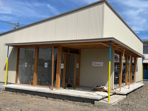 【大垣駅】◆推し活休暇あり・完全週休2日制・土日休みあり・18時に終礼・社会保険完備◆今の時代に合った抜群の福利厚生！「本当にココで働けて良かった」そう思える環境でお待ちしています！「See. Hair&Beauty（シーヘアアンドビューティー）」からアシスタント（美容師）の求人★☆