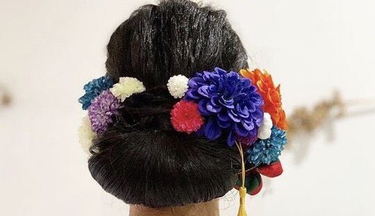 【甘木駅】≪月給21万円〜・社会保険完備・月8日休み・マンツーマン接客≫お客様との時間を大事にしたい方にオススメ！！郊外にある小規模×少人数のプライベートヘアサロン「SEED hair design（シードヘアーデザイン）」からスタイリスト（美容師）の求人★☆