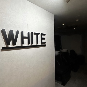 【三宮】ヘアセット・メイク・着付けスタッフ大募集！美容師免許不要／スキル次第ですぐにでも入客可能！ブライダルや撮影等で活躍されているヘアメイクさんのWワークも大歓迎！「_WHITE 三宮店（アンダーバーホワイトサンノミヤテン）」からセットスタッフの求人☆★