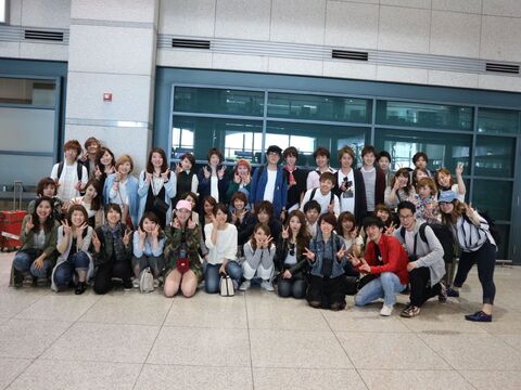 【烏丸】◇◆社会保険完備◆退職金制度あり◆住宅手当あり◆◇新商品や新メニューをドンドン取り入れ、最新のトレンドを発信！まつげエクステや着付けも学べます。幅広い分野で活躍できる美容師になりたいならココ♪Spin hair 高倉店（スピンヘアータカクラテン）からスタイリスト・Jr.スタイリスト（美容師）の求人☆★☆