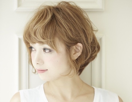 【池尻大橋】≪完全週休2日≫≪社会保険完備≫≪実働8時間≫≪スタイリストオンリーサロン≫マンツーマン接客でお客様と丁寧に向き合えるサロンです！プライベートと仕事を両立したい方にもオススメ！アグジュアリーな雰囲気で、大人女性に人気のサロン「Acmi 池尻大橋（アクミィイケジリオオハシ）」からスタイリスト（美容師）の求人☆★