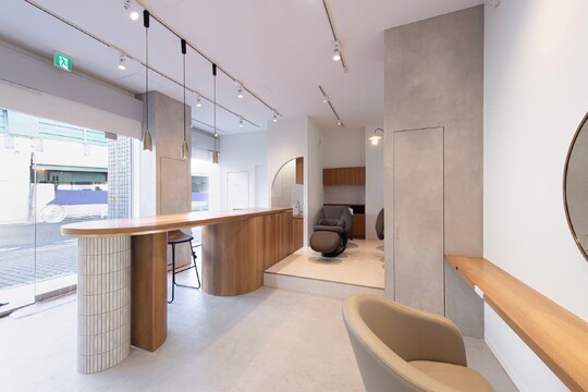 【高円寺】≪技術売上50～60％還元≫≪客単価12000円以上≫≪土日休みOK≫≪16時までに退勤可能≫≪カットカラー2時間半≫≪スタイリストオンリー≫ショートカットが大人女性から大人気！「circle（サークル）」からスタイリスト（美容師）の求人☆★☆