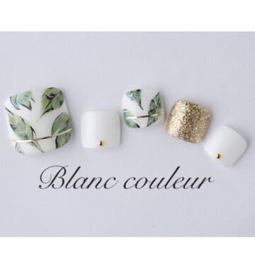 【四条烏丸】≪髪型＆ネイル自由≫≪週3日〜勤務相談OK≫≪昇給あり≫得意を活かせる！持ち込みデザインが人気のネイルサロン！アートの好きな方大歓迎！！決まりきったデザインやマニュアルがなく、幅広い技術を提供できます「Nailsalon Blanc Couleur（ネイルサロンブランクルール）」からネイリスト（ネイル）の求人★☆★