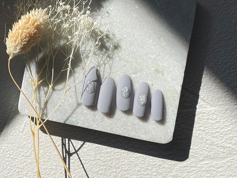 【西船橋】≪20時までに退勤可能≫≪髪色・ネイル自由≫≪未経験OK≫スピードよりも技術を重要視！お客様からの支持が厚く、リピーターで予約が埋まるサロンです！「SALON DE FORCE 西船橋店（サロンドフォースニシフナバシテン）」からアイリスト（まつげエクステ・まつげパーマ・アイブロウ）の求人☆☆