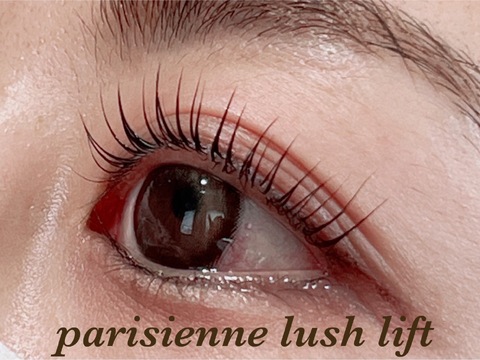 【福重】≪日曜、祝日が定休日・社会保険完備・営業時間17:30まで・基本残業なし・子育て中の美容師さんでも正社員で勤務OK≫プライベートも充実させたい方必見！ブランクのある方や働くママさんも大歓迎！20～40代の女性中心に人気なサロン「Design color & eye beauty 2nd Colabo（デザインカラーアンドアイビューティーセカンドコラボ）」からスタイリスト（美容師）の求人☆☆