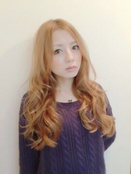 【中洲川端】≪社会保険完備≫≪日曜日休み≫セット業務をメインにし、毎日多くのお客様がご来店♪レッスンは営業中に行うので時間を効率よく使えますよ♪「Total Beauty Cream（トータル ビューティー クリーム）」からアシスタント（美容師）の求人☆★