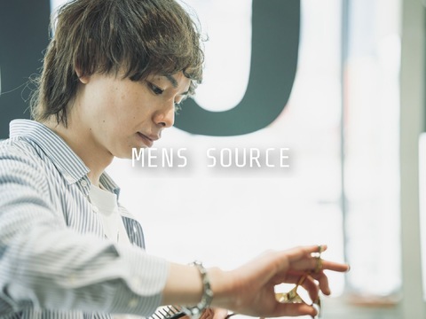 【梅田】正社員と委託の働き方をライフプランに合わせて選べる！≪メンズ特化サロン≫≪指名50％／フリー40％還元≫≪最低保障制度あり≫≪正社員希望の方は社会保険完備≫流行りの韓国スタイルやツイストスパイラル、フェードが得意なサロン！得意な技術でブランディングでき、入客サポートも充実！「MEN'S SOURCE 茶屋町（メンズソースチャヤマチ）」からスタイリスト（美容師）の求人★☆