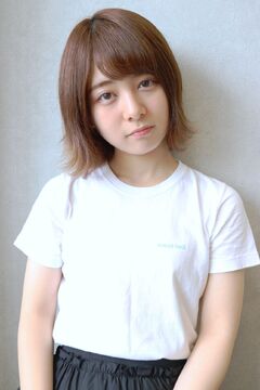 【住道】≪自転車支給あり≫≪第2,3日曜休み≫≪月8,9日休み≫≪平均退社時間19時≫最短1年半でデビュー可能！営業時間内レッスンOK！スタッフ思いの気さくな若手オーナー！！「Laviere（ラヴィエール）」からアシスタント（美容師）の求人☆★