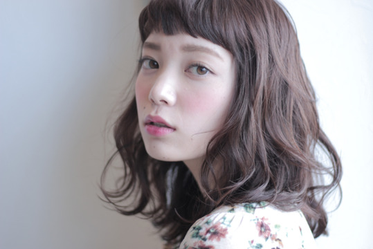 【瀬戸口】≪技術歩合40％還元≫≪完全週休2日制≫≪実働8時間≫≪休憩1時間あり≫≪社会保険完備≫キャリアに応じた活躍の場を用意♪自己ブランディングもしていける環境がバッチリ整っています！Casita flor 瀬戸幡野店（カシータフロルセトハタノテン）からスタイリスト（美容師）の求人★☆