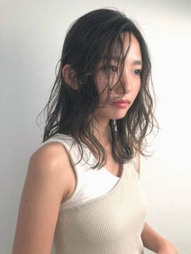 【大和西大寺】≪完全週休2日制≫≪2年以内にデビューも可≫平均水準以上の好待遇！充実した福利厚生面も魅力。一人一人に合わせたカリキュラムで着実に成長できるサロン「TIF（ティフ）」からアシスタント（美容師）の求人☆★