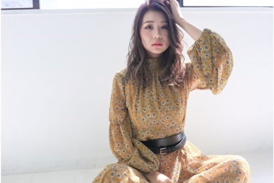 【JR高槻駅】≪月8日休み！月給20万円スタート≫今後の出店を考えての求人です！今までにないサロンを作っていきたい！そんな想いを持ったオーナーさんの下で一緒に頑張りませんか BLUE（ブルー）からアシスタント（美容師）の求人☆☆