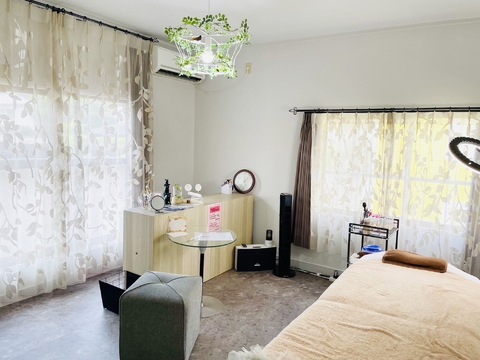 【野間】≪日曜定休・社会保険完備・髪型ネイル自由・月8日休み・営業18時迄≫子育て中のママさんも大歓迎！！柔軟な働き方ができる風通しの良いサロン「Beauty Salon ElleMoi（ビューティーサロンエルモア）」からネイリスト（ネイル）の求人☆☆