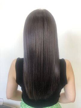 【福島】≪月給24万円〜≫≪完全週休2日制≫≪社会保険完備≫≪日曜休みOK≫入客チャンスあり◎アイラッシュの経験がある方は兼任も可能！頑張った分しっかり還元してもらえる環境◎シーズンごとに撮影も行っています！面貸しも相談可能！「Hair resort Lino WEST（ヘアリゾートリノウエスト）」からスタイリスト（美容師）の求人☆★