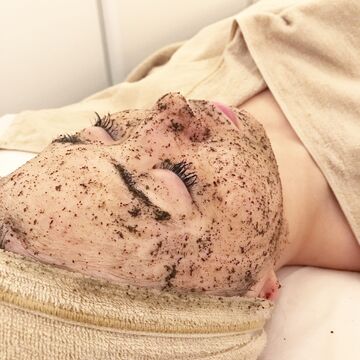 【心斎橋】≪第1・3日曜定休≫社会保険完備・早番18:00迄・お休みもしっかりとれてプライベートも充実させながら活躍できる環境！”Granverger（グランヴェルジェ）”からエステ（エステティシャン）の求人★☆★