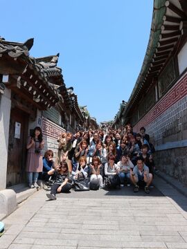 【烏丸】◇◆社会保険完備◆退職金制度あり◆住宅手当あり◆◇新商品や新メニューをドンドン取り入れ、最新のトレンドを発信！まつげエクステや着付けも学べます。幅広い分野で活躍できる美容師になりたいならココ♪Spin hair 烏丸店（スピン ヘアー カラスマテン）からアシスタント（美容師）の求人☆★☆