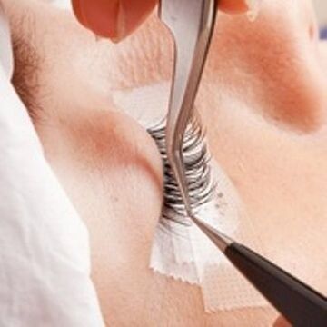 【西宮北口】仕事とプライベート！メリハリをつけて働きたい方にオススメ！最大7連休可能！海外旅行に行かれるスタッフさんも！「Alegria（アレグリア）」からアイリスト（アイデザイナー・まつ毛エクステ）の求人★☆