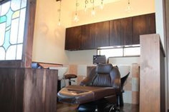 【原】圧倒的な地域密着サロンHAIR MAKE Lively（ヘアーメイクライブリー）☆コツコツ、じっくり、しっかりとお客さまに向き合って、楽しくお仕事しませんか  スタイリスト（美容師）の求人☆★☆