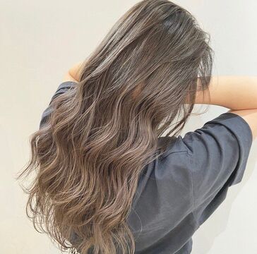 【南草津】≪完全週休二日制≫≪実働8時間≫≪社会保険完備≫堅苦しくない自由な社風が魅力的！レッスンは個人のペースで行えますよ。メンズにも強くなれちゃうトレンドサロン「Hair station HaLe’LA（ヘアステーションハレラ）」からアシスタント（美容師）の求人☆★