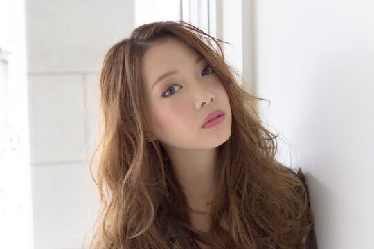 【播磨高岡】≪完全週休2日≫≪土日休みOK！≫≪有給消化率100％！≫≪夏季・年末年始休暇あり！（5,6連休OK）≫≪正社員は最低保証給20〜35万円！≫≪パートでも最低保証給15万円あり！※規定あり≫≪駐車場代はサロン負担！≫スタッフが働きやすい環境が整っており、楽しくお仕事ができる！「hair salon HEARTS（ヘアサロンハーツ）」からスタイリスト（美容師）の求人☆★☆