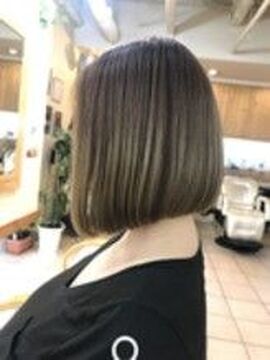 【長岡天神】月8日休み★努力次第で1年での早期デビューも可能！！実践的に入客していきたい方にオススメ♪affect 長岡天神（アフェクトナガオカテンジン）からアシスタント（美容師）の求人★☆