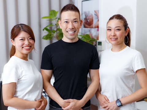 【心斎橋】美容業界経験者の募集！≪社会保険完備≫≪完全週休2日制≫≪日曜定休≫≪マシンメインの施術≫≪髪色・ネイル自由≫美容整形のダウンタイム期間を縮めるための施術を行うサロン！「術後の女神（ジュツゴノメガミオオサカシンサイバシテン）」からエステティシャン（エステ）の求人☆☆