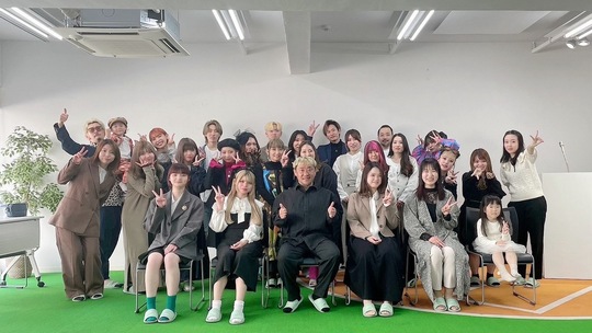 【松山市駅】≪社会保険完備≫≪実働8時間≫エクステ・デザインカラーが人気、平均単価は1万円ほど！アイラッシュ技術も学べるトータルビューティーサロン「hair circle geep 千舟町店（ヘアサークルジープチフネマチテン）」からスタイリスト（美容師）の求人★☆