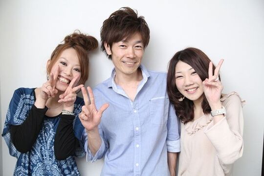 【塚口】≪月給24万円スタート≫≪完全週休2日制≫≪実働8時間≫プライベートも充実出来る★自然の光が店内に広がる温もりあるサロン“VIOLETTA hair＆space”からアシスタント（美容師）の求人☆★