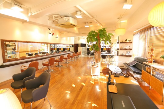 【坂戸駅】≪土日祝休みOK≫≪実働8時間≫≪月31万円保障≫抜群の待遇がウリの高単価サロン！集客面も強く、顧客のいない方でも安心して勤務可能！「organic+mind 坂戸店（オーガニックマインドサカドテン）」からスタイリスト（美容師）の求人☆★