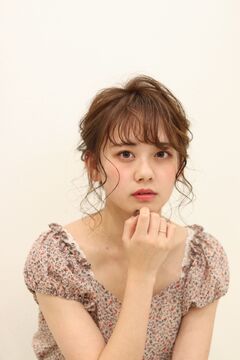 【八日市駅】≪年間休日110日≫≪社会保険完備≫≪第3日曜休み≫オーナーさんからマンツーマン技術を学べる！着付けも勉強できる環境あり！入客チャンスあり！「OSAYA tatebe（オサヤタテベ）」からアシスタント（美容師）の求人☆★