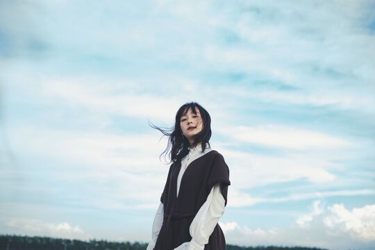 【鳳】≪完全週休2日制≫≪有給休暇&GW休暇&リフレッシュ休暇あり≫≪社会保険完備≫樹木をイメージされたこだわりのヘアサロン！！ワンランク上の技術と接客でお客様にキレイと満足を提供！クリエイティブな作品を発信する実力派サロン！！「arbos（アルボス）」からアシスタント（美容師）の求人☆★☆