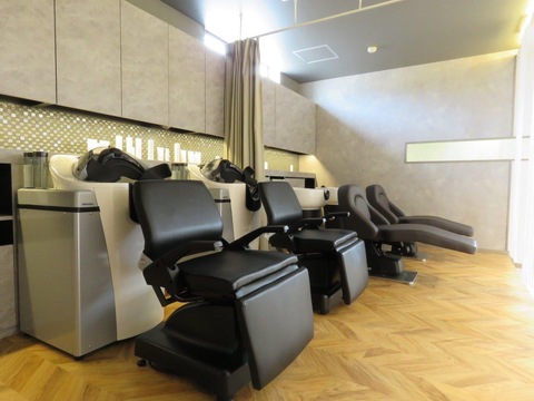 【野々市駅】≪社会保険完備≫≪独立支援あり≫≪パート・アルバイトの方も有給あり≫≪柔軟な働き方の選択可能≫≪業務委託の方は保証給の相談可能≫どんな雇用形態でもスタッフさん1人1人が働きやすい環境です。「K・O・S beauty（ケーオーエスビューティー）」からアシスタント（美容師）の求人★☆