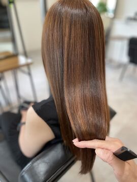 【今福鶴見】≪マンツーマン接客で丁寧な施術≫≪月10日までお休みOK≫≪土日のお休み、連休もOK≫≪時短勤務も相談可能≫≪フリー40％／指名50％還元 の高還元率で稼ぎやすく、丁寧に施術をして稼ぎたい方におすすめです！「Otto（オット）」からスタイリスト（美容師）の求人★☆