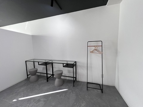 【下祗園】≪社会保険完備・育休産休実績あり・働き方を選択可能・ネイル髪型自由≫充実した福利厚生のもとあなたに合った働き方が実現できます！幅広いメニューが多くの女性に愛されるサロン「Luana kelly（ルアナ ケリー）」からネイリスト（ネイル）の求人☆☆