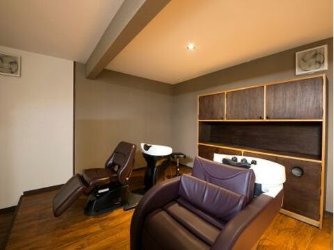 【曽根】≪地域密着型≫≪楽しく働ける≫≪頑張った分稼げる≫地域の方に人気の美髪サロン！アットホームサロンで楽しく働いていけますよ♪売上がアップすると同時に還元率もどんどんアップ！R hair（アールヘアー）からスタイリスト（美容師）の求人☆★☆