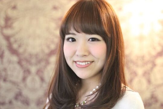 【東三国】≪有給休暇が年10日!!≫≪平均退社19時!!≫≪カット入客チャンスあり!!≫仕事もプライベートも充実することができます!!地域密着のアットホームなサロン“HAIR BIJOUX（ヘアー ビジュー）”からスタイリスト（美容師）の求人☆★