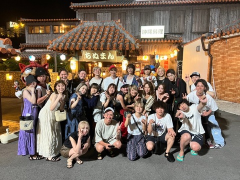 【福岡駅】≪最短1年でデビュー可能≫≪営業時間内レッスンOK≫≪完全週休2日制≫SNSで大人気の有名店出身スタイリスト在籍！一生モノの技術を身に付ける事が出来ます。実力派サロン！「RAF TOKYO（ラフトーキョウ）」からアシスタント（美容師）の求人☆★