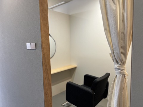 【古市橋】≪勤務形態選択可能≫≪集客サポートあり≫≪面貸しOK≫≪スタイリストオンリー≫≪マンツーマン接客≫業務委託や面貸しが初めての方も安心して働ける環境！集客サポートがるため、入客の不安なし！「share salon Epeler（シェアサロンエプレ）」からスタイリスト（美容師）の求人☆★