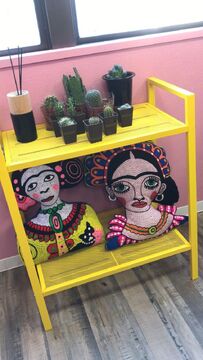 【京橋】私服勤務OK！メイク・髪色自由！おしゃれをして働く事が出来る環境！今までの経験をフルで生かしてみませんか ”morelia nail（モレリア ネイル）”からネイリスト（ネイル）の求人