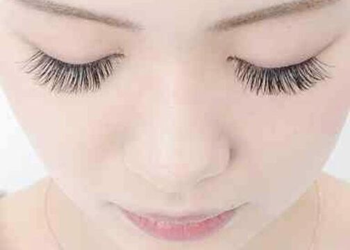 【南摂津】≪日祝定休≫≪自由出勤≫時短勤務やお休みの相談も柔軟に対応で、ママさんも働きやすい！頑張った分は歩合でしっかり還元！！スタッフが働きやすい環境を一番に考えた「clure（クルレ）」からアイリスト（まつげエクステ・まつげパーマ）の求人☆☆