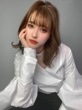 【南久留米駅】≪完全週休2日制・土日祝の希望休OK・完全歩合制も選択可能・社会保険完備≫お休みや福利厚生面が充実！働き方がえらべるのでひとつのサロンで長く勤続したい方にオススメ！トレンドを取り入れたスタイルやデザインカラーが人気のヘアサロン「LOVERIA KURUME（ラヴリアクルメ）」からスタイリスト（美容師）の求人☆★