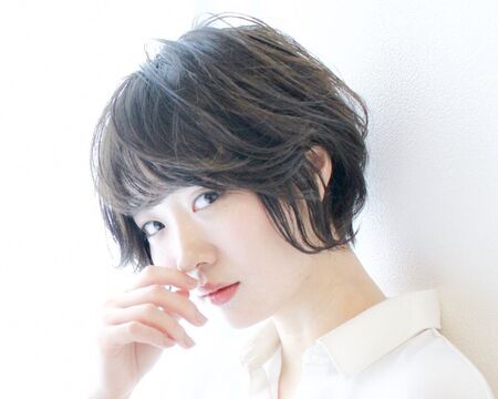 【祇園四条】≪指名還元率50〜70％≫≪薬剤豊富≫≪高単価サロン≫頑張った分が給料に比例します！お客様にもメニュー提案しやすい環境なので、単価も上げやすく収入もUP「ROI with monica（ロワウィズモニカ）」からスタイリスト（美容師）の求人☆★