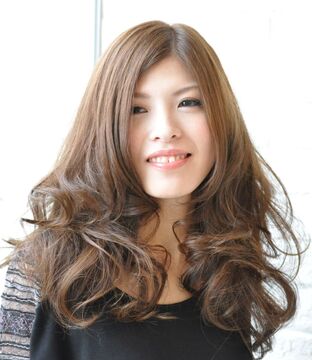 【金剛】≪完全週休2日制≫≪有給休暇あり≫≪社会保険完備≫≪住宅補助あり≫ホスピタリティを大切に「お客様の感動を創造」する人気ヘアサロン！長く美容師として働ける環境です！「Steel（スティル）」からアシスタント（美容師）の求人★☆