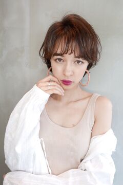 【なんば】■フリー売上40％還元／指名売上45〜55％還元■フルタイムで30万円以上の月収はもちろん！週1日〜の勤務・土日のお休み・時短勤務など相談可能で、プライベートも重視できちゃう♪委託サロンの経験がない方でも働きやすいAngelica 難波店（アンジェリカ ナンバテン）からスタイリストの求人☆★