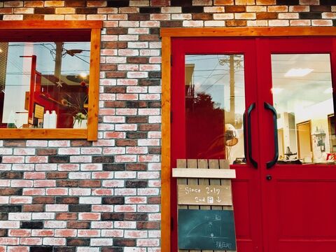 【鳥栖駅】≪残業なし≫≪扶養手当あり≫≪地域密着型≫平均退勤時間19時！！お客様との時間を大事にしたい方にオススメなアットホームサロン「niko（ニコ）」からスタイリスト（美容師）の求人☆★☆