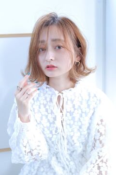 【生駒駅前】≪月8日休み≫≪社会保険完備≫≪早期デビュー可能≫≪アイリスト兼任OK≫好条件&充実の教育体制が揃う人気ヘアサロン！「hair make Brand new〜eve〜 生駒店（ヘアメイクブランニューイヴイコマテン）」からアシスタント（美容師）の求人☆★☆