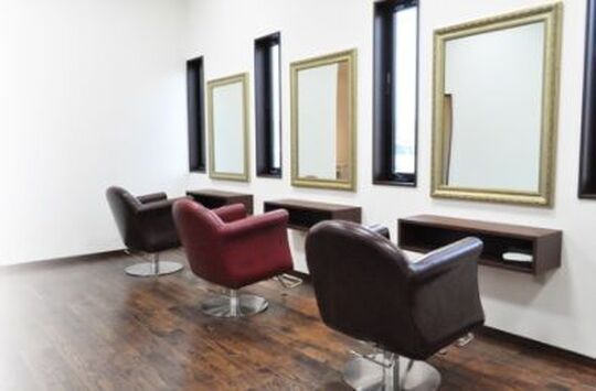 【弥生が丘】≪平均退勤時間19:00≫サロンワーク中心の環境でお仕事とプライベート両方を充実していきましょう！！美容室と併設しているため入客チャンスあり！幅広い世代に愛されるトータルビューティーサロン「GRANT（グラント）」からアイリスト（アイデザイナー・まつ毛エクステ）の求人☆☆