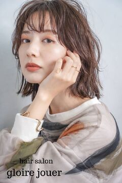 【守山駅】≪月8日休み≫≪社会保険完備≫≪日曜休みあり≫入客チャンスあり！プライベートも充実できて楽しく長く働けるサロン！「gloire jouer（グロワールジュエ）」からスタイリスト（美容師）の求人★☆