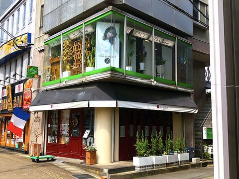 【白木原】≪少人数×小規模≫≪残業なし≫温かい雰囲気のオーナーさんとスタッフさんが在籍している地域密着型×少人数制のヘアサロン「ARTIFACT Hair Studio（アーティファクトヘアスタジオ）」からスタイリスト（美容師）の求人★☆