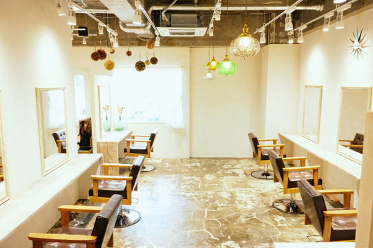 【今福鶴見】最低保証給制度有り◆完全マンツーマンスタイルなので、お客様としっかり関わっていけますよ！人気トリートメントを扱う「terrace 今福鶴見店（テラスイマフクツルミテン）」からスタイリスト（美容師）の求人☆★